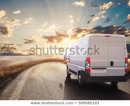 Location de poids lourds avec Via Location proche de Bordeaux